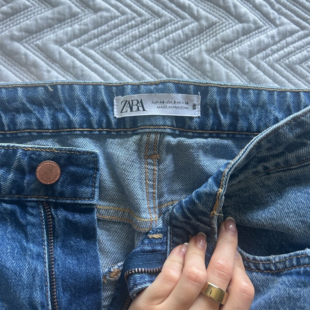 Zara Blue Denim Jeans Classic Style Straight leg Size 8